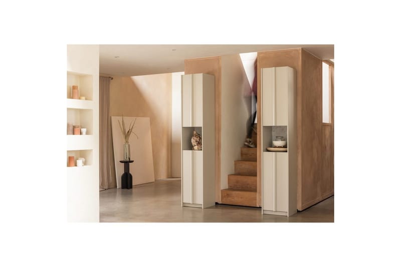 Sidobord Kioni - Möbler - Bord & matgrupper - Avlastningsbord - Lampbord