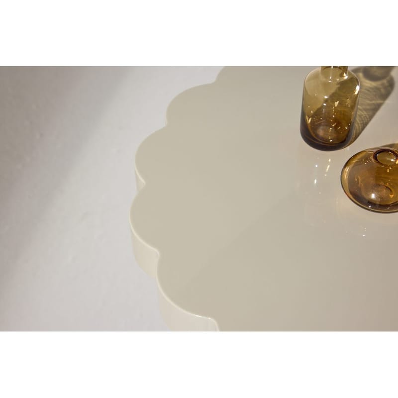 Sidobord Krull - Beige - Möbler - Bord & matgrupper - Avlastningsbord - Lampbord