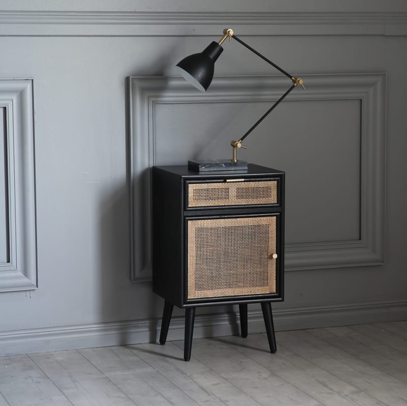 Stockholm svart sängbord med rotting - Svart/rotting - Möbler - Bord & matgrupper - Avlastningsbord - Sängbord & nattduksbord