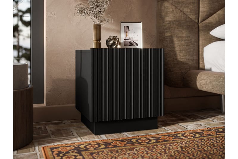 Torvalen Sängbord 45 cm - Svart - Möbler - Bord & matgrupper - Avlastningsbord - Sängbord & nattduksbord