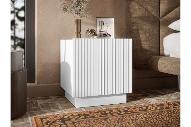 Torvalen Sängbord 45 cm - Vit - Möbler - Bord & matgrupper - Avlastningsbord - Sängbord & nattduksbord