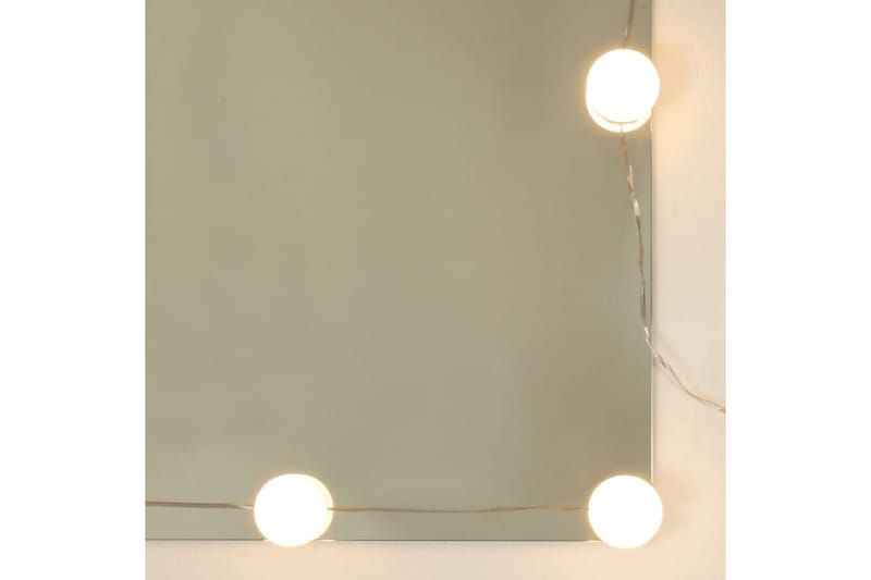 beBasic Sminkbord LED med skåp rökfärgad ek konstruerat trä - Brown - Möbler - Bord & matgrupper - Sminkbord & toalettbord