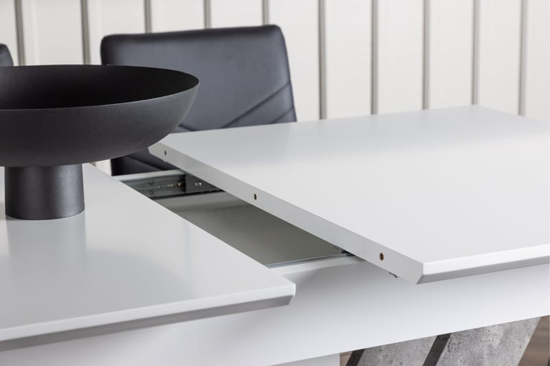 Disa Matgrupp 120 cm Rektangulär med 4 Lily stolar - Svart - Möbler - Bord & matgrupper - Matgrupper