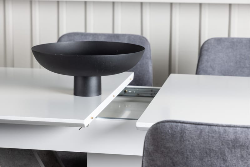 Disa Matgrupp 120 cm Rektangulär med 4 Rosie stolar - Svart - Möbler - Bord & matgrupper - Matgrupper