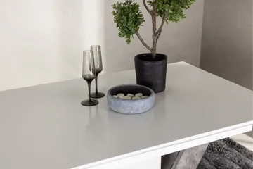 Disa Utdragbart Rektangulärt Matbord 120–160 cm med Betongutseende - Vit - Möbler - Bord & matgrupper - Matbord & köksbord