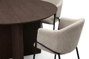 Edda Matgrupp runt 130 cm Rökt Ek med 6 Filip Matstolar - Rökt ek - Möbler - Bord & matgrupper - Matgrupper