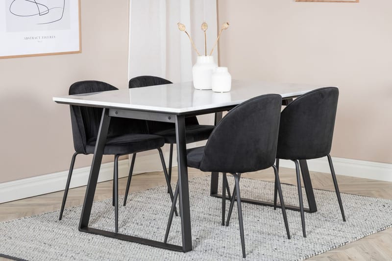 Estelle matbord med 4 Wrinkles Matstol
