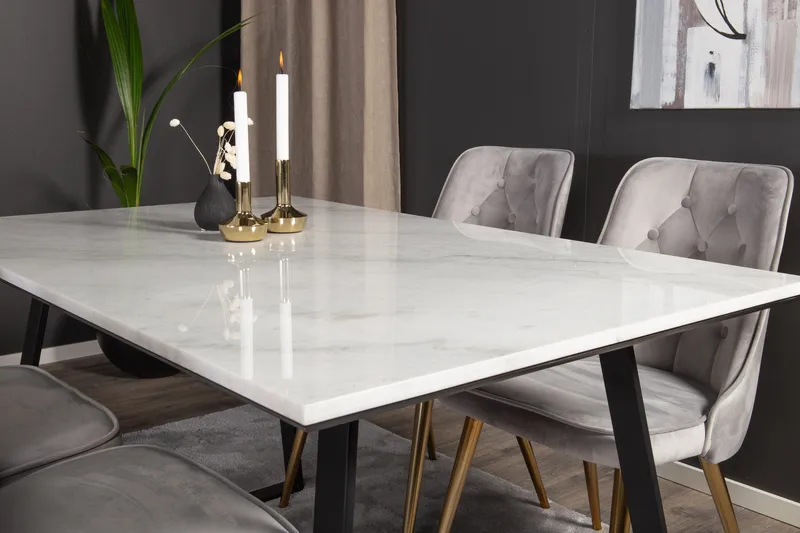 Estelle Matgrupp 140 cm Rektangulär med 4 Velvet stolar - Svart/Guld - Möbler - Bord & matgrupper - Matgrupper