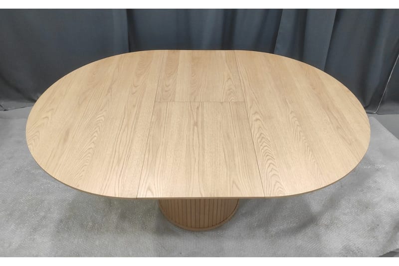 Gethin Runt Matbord 120 cm med Trä- och Ekutseende - Beige - Möbler - Bord & matgrupper - Matbord & köksbord