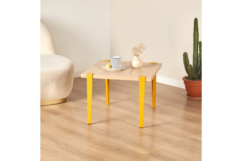 Halicheron Soffbord 60x60 cm Brun/Gul - Hanah Home - Möbler - Bord & matgrupper - Soffbord