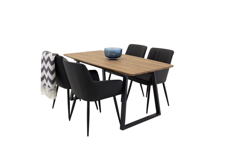 Inca Förlängningsbart Matbord med 4 Comfort Karmstol - Möbler - Bord & matgrupper - Matgrupper
