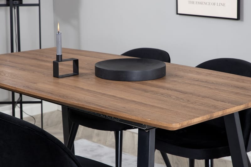 Inca Matgrupp 160 cm Rektangulär med 4 Velvet stolar - Möbler - Bord & matgrupper - Matgrupper