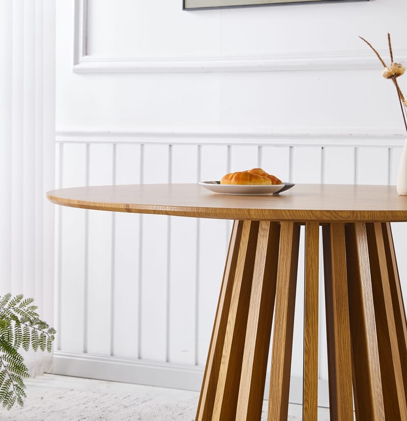 Inez runt matbord Ø120 cm - Ek - Ek - Möbler - Bord & matgrupper - Matbord & köksbord