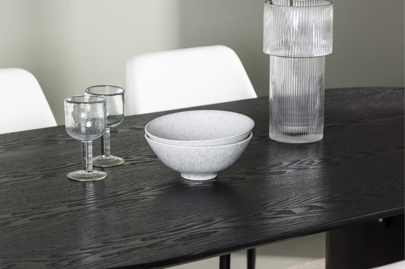 Isolde Matgrupp 180 cm Oval med 4 Night stolar - Svart - Möbler - Bord & matgrupper - Matgrupper