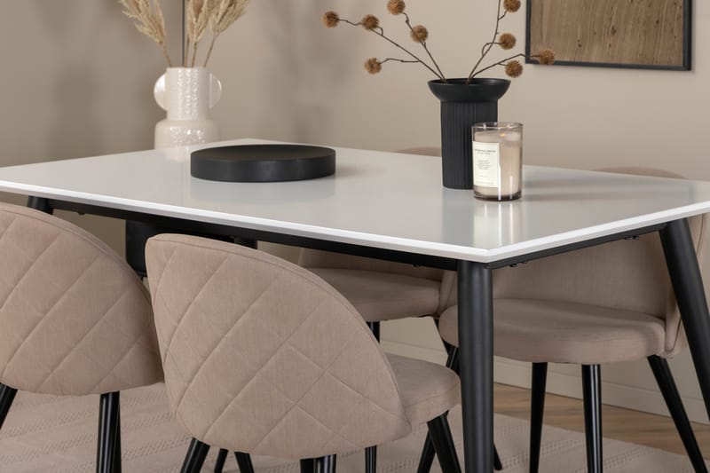 Jimmy Matgrupp 150 cm Rektangulär med 4 Velvet stolar - Beige - Möbler - Bord & matgrupper - Matgrupper