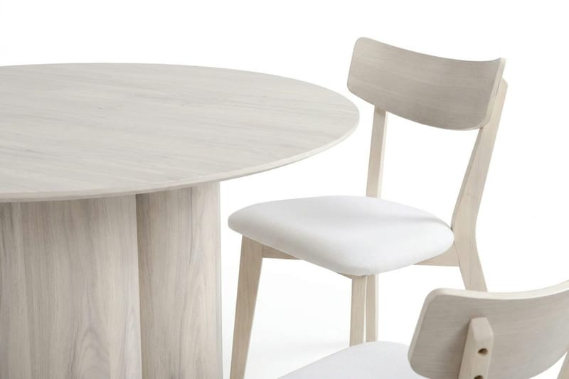 Juno Matgrupp 110 cm runt Vitlaserad med 4 Amelia Matstolar med Dyna - Vitlaserad/Beige - Möbler - Bord & matgrupper - Matgrupper