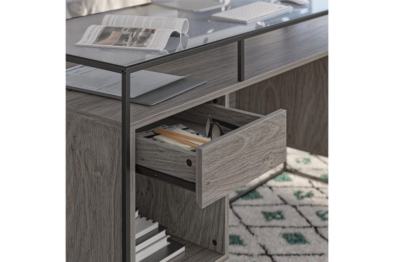 Bradford Skrivbord 141 cm Grå - Queer Eye - Möbler - Bord & matgrupper - Kontorsbord - Skrivbord