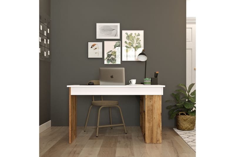 Dalran Skrivbord 129 cm - Natur/Vit - Möbler - Bord & matgrupper - Kontorsbord - Skrivbord