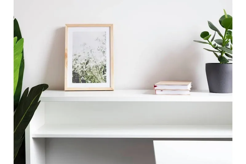 Grianan Skrivbord 136 cm White - Möbler - Bord & matgrupper - Kontorsbord - Skrivbord - Hörnskrivbord