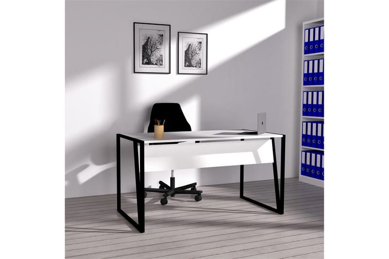Jarlech Skrivbord 140 cm - Vit/Svart - Möbler - Bord & matgrupper - Kontorsbord - Skrivbord