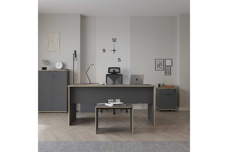 Soonam Skrivbord 160x144 cm - Rödfärgat trä/Antracit - Möbler - Bord & matgrupper - Kontorsbord - Skrivbord