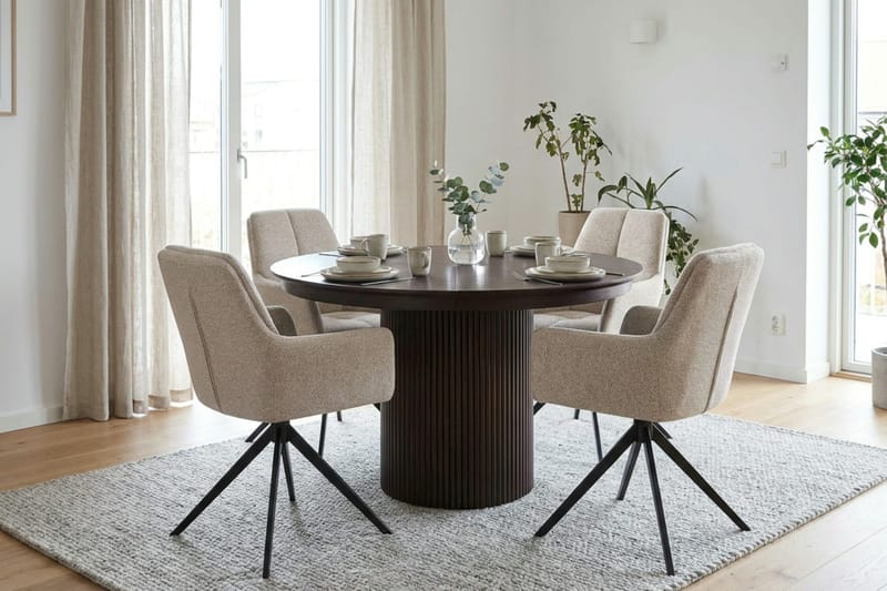 Kopparbo Förlängningsbart runt 120-220 cm Rökt Ek med 4 Torsby Matstolar - Rökt ek - Möbler - Bord & matgrupper - Matgrupper