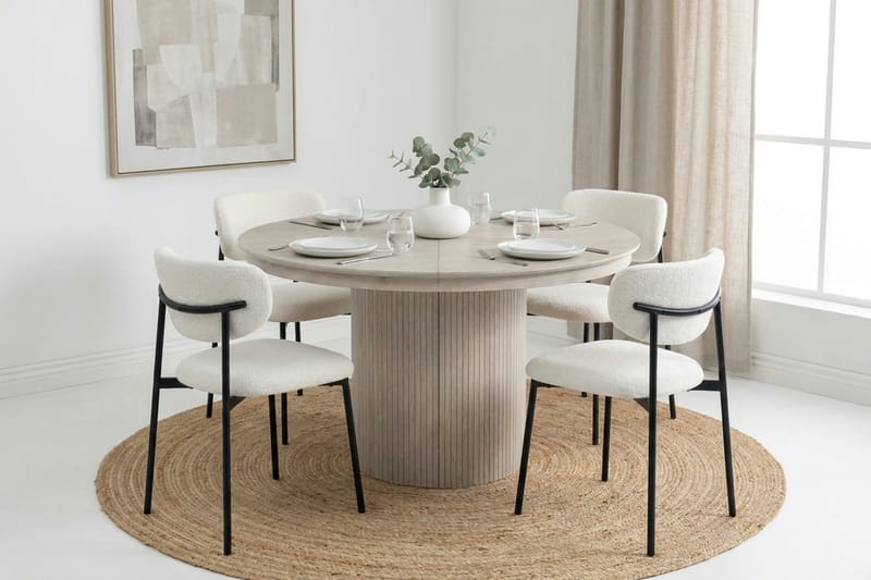 Kopparbo Förlängningsbart runt 120-220 cm Vitlaserad med 4 Lucy Matstolar - Vitlaserad/Vit - Möbler - Bord & matgrupper - Matgrupper