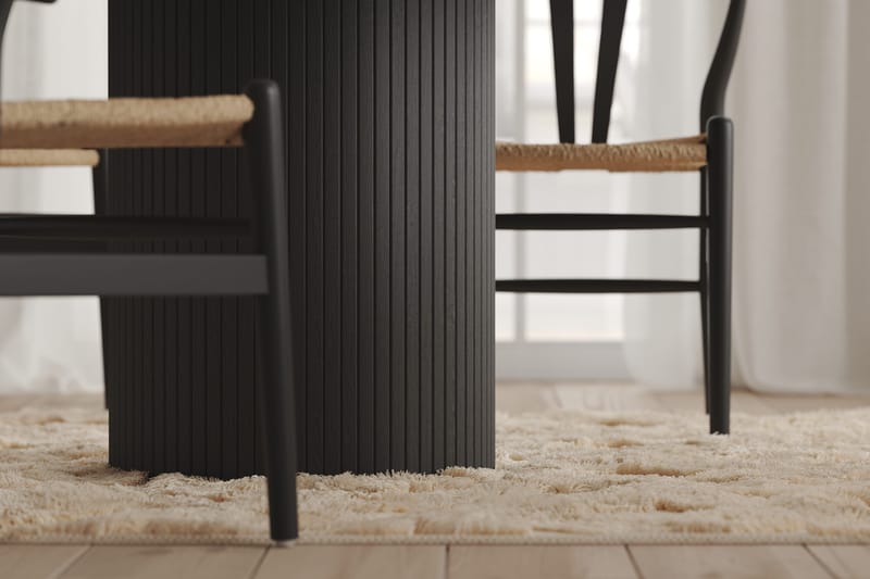 Kopparbo Matbord Runt 106-156 cm Förlängningsbart - Svart trä - Möbler - Bord & matgrupper - Matbord & köksbord