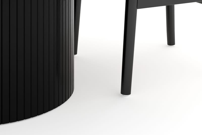 Kopparbo Matgrupp förlängningsbart 130-180 cm Rund med 4 Dastoori Matstol - 2220067-4,2229282-1 - Svart - Möbler - Bord & matgrupper - Matgrupper