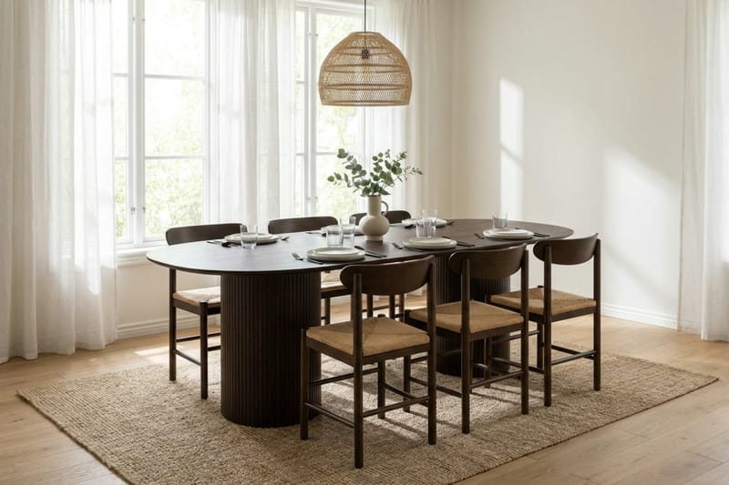 Kopparbo Matgrupp oval 220 cm Rökt Ek med 6 Elsie Matstolar - Rökt ek - Möbler - Bord & matgrupper - Matgrupper