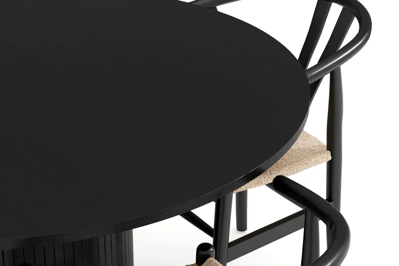 Kopparbo Matgrupp Rund 130 cm med 4 Dastoori Matstol - 2220067-4,2223286-1 - Svart - Möbler - Bord & matgrupper - Matgrupper