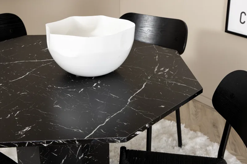 Marbs Matgrupp 110 cm Rund med 4 Polly stolar - Svart - Möbler - Bord & matgrupper - Matgrupper