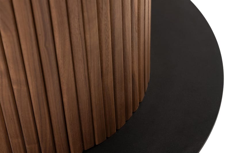 Noira Runt Litet Matbord Valnöt 120 cm - Brun / Ribbad - Möbler - Bord & matgrupper - Matbord & köksbord