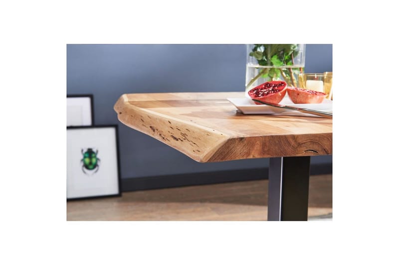 Matbord Wohnling Träkant Solid Trä med Massiva Metallben Industriell - Möbler - Bord & matgrupper - Matbord & köksbord