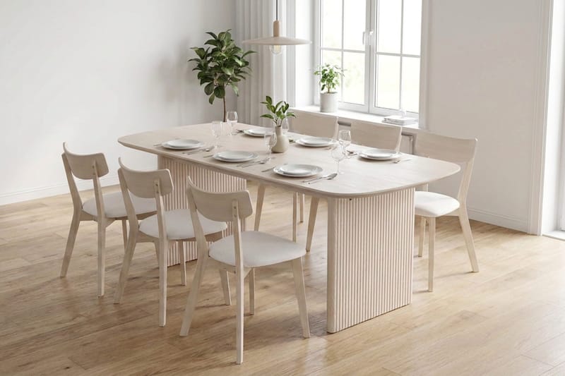 Alma Matgrupp 180 cm rektangulärt Vitlaserad med 6 Amelia Matstolar med Dyna - Vitlaserad/Beige - Möbler - Bord & matgrupper - Matgrupper