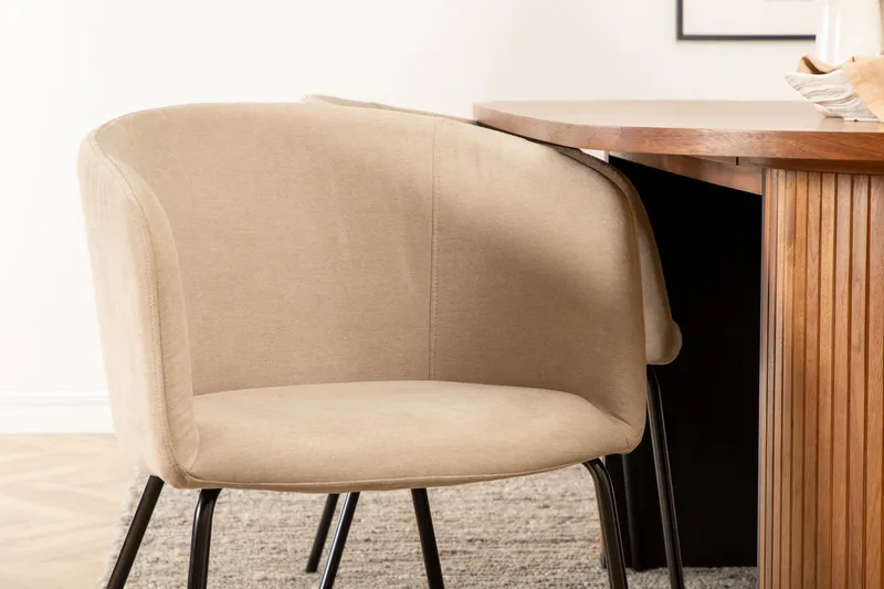 Biana Matgrupp 200 cm Oval inkl 4 Berita Stolar - Valnöt/Beige/Svart - Möbler - Bord & matgrupper - Matgrupper