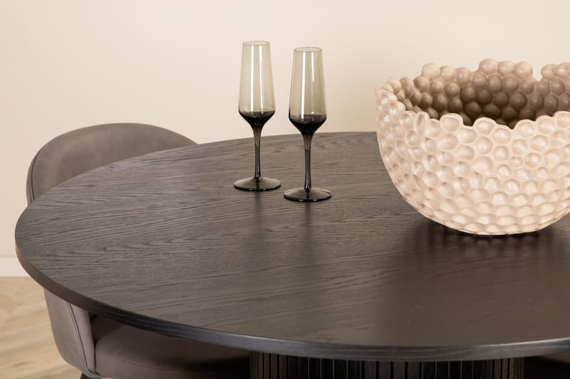 Bianca runt matbord med 4st Velvet matstol - Möbler - Bord & matgrupper - Matgrupper