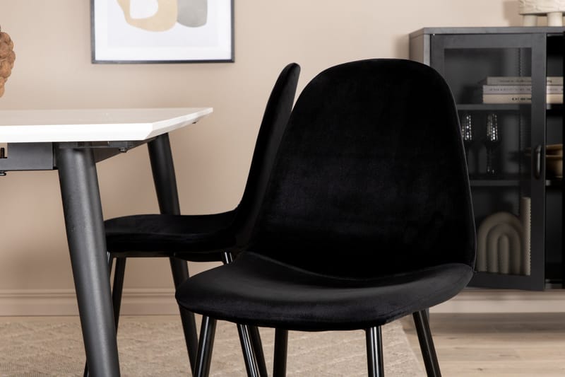 Jimms Förlängningsbar Matgrupp 150 cm inkl 4 Pontus Stolar - Vit/Svart - Möbler - Bord & matgrupper - Matgrupper