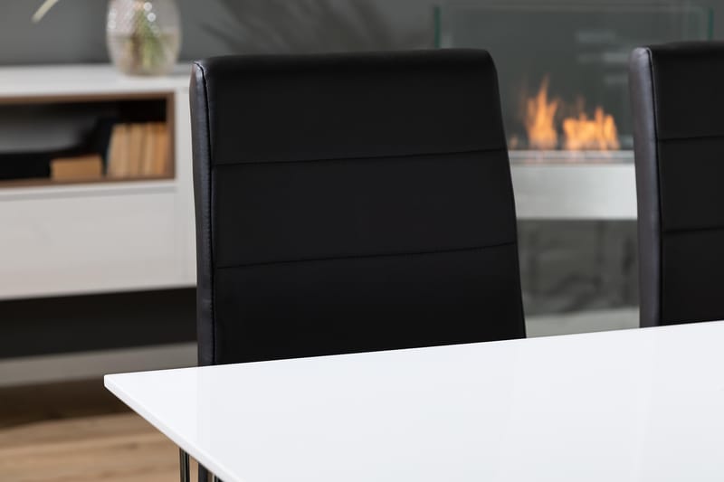Kronblom Matgrupp 120 cm med 4 Cibus Stol - Vit/Krom/Svart PU - Möbler - Bord & matgrupper - Matgrupper