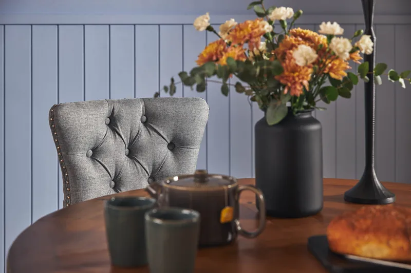 Lyon Matgrupp 120 cm Rund inkl 4 Bergviken Stolar - Brun - Möbler - Bord & matgrupper - Matgrupper