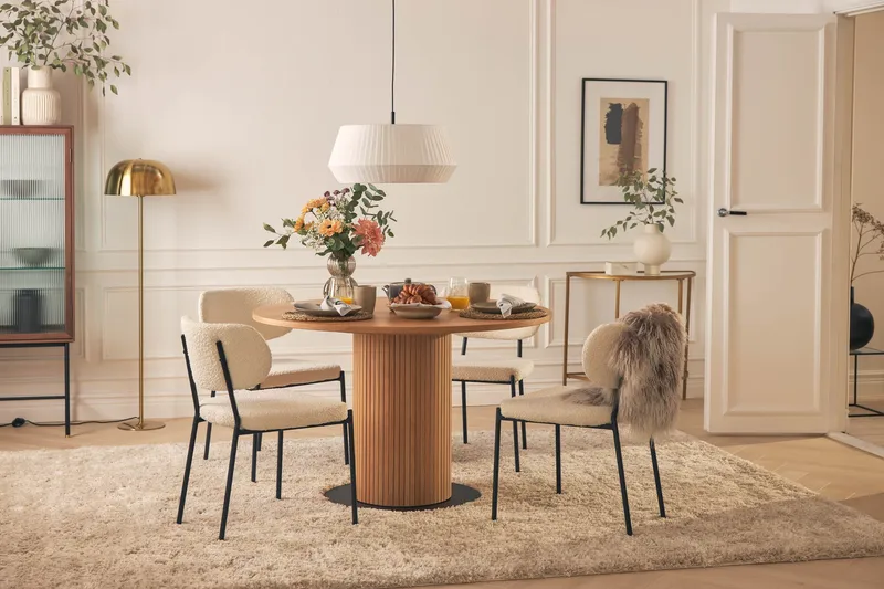 Noira Matbord 120 cm Massiv Valnöt Runt med 4st Gemmiano Mat - Brun - Möbler - Bord & matgrupper - Matgrupper