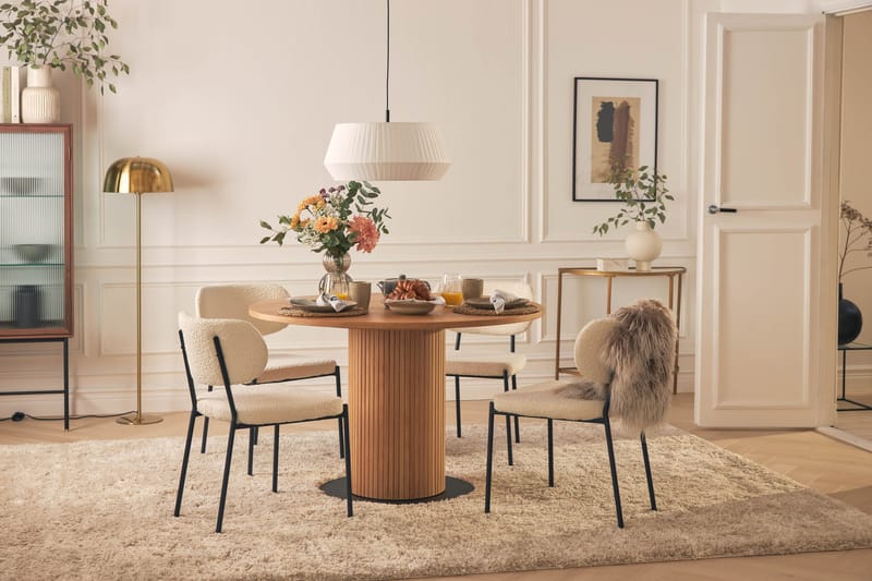 Noira Matbord 120 cm Massiv Valnöt Runt med 4st Gemmiano Mat - Brun - Möbler - Bord & matgrupper - Matgrupper