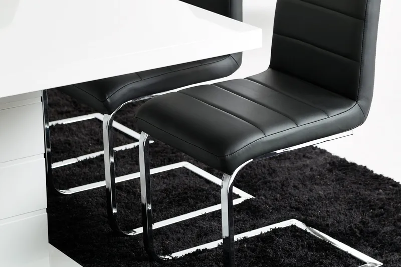 Ratliff Förlängningsbart Matgrupp 180 cm med 4 Cibus Stol - Vit/Svart - Möbler - Bord & matgrupper - Matgrupper