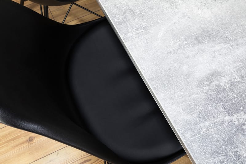 Romeo Matgrupp 140 cm med 4 Shell Stol - Betonglook/Vit/Svart PU/Svart - Möbler - Bord & matgrupper - Matgrupper
