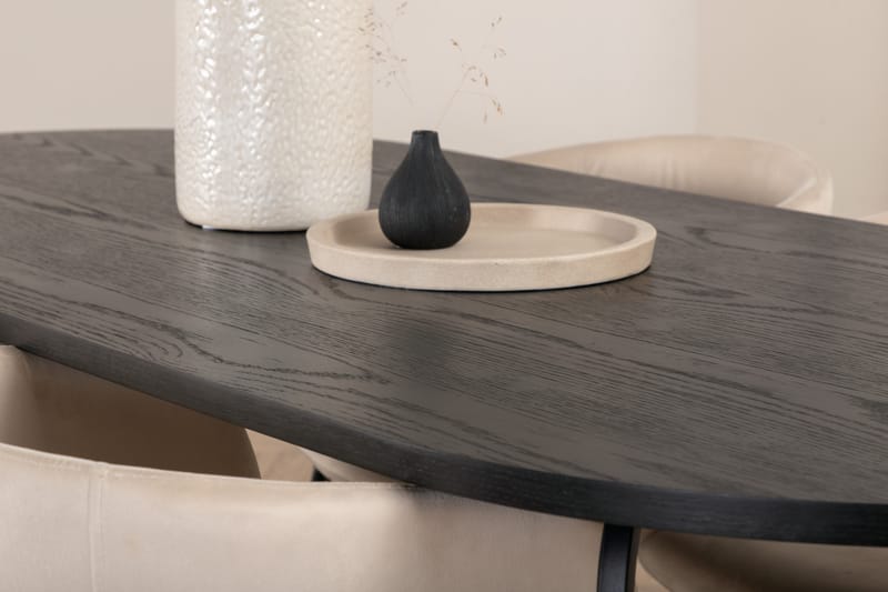 Skate ovalt matbord med 4st Berit matstol - Matgrupper