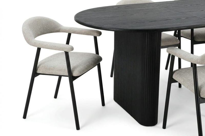 Noira Matgrupp 160-220 cm förlängningsbart i Svart med 6 Ronja Matstolar - Beige/Svart - Möbler - Bord & matgrupper - Matgrupper
