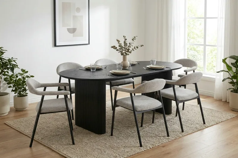 Noira Matgrupp 220 cm rektangulärt i Svart med 6 Ronja Matstolar - Beige/Svart - Möbler - Bord & matgrupper - Matgrupper