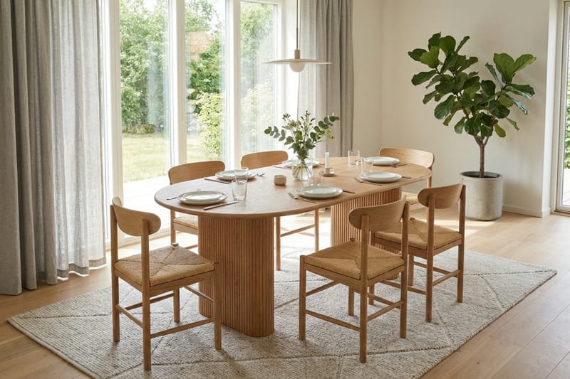 Noira Matgrupp förlängningsbart 160-220 cm Ek med 6 Malte Matstolar - Möbler - Bord & matgrupper - Matgrupper