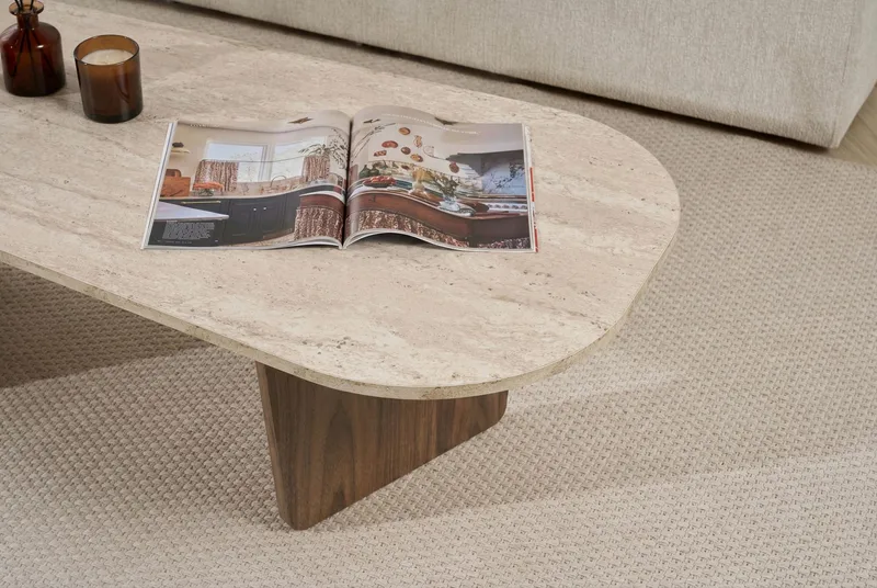 Omari Soffbord 130 cm - Travertin och valnöt - Möbler - Bord & matgrupper - Soffbord