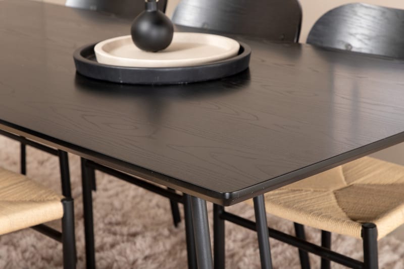 Pippi Matgrupp 190 cm Rektangulär med 6 Polly stolar - Svart - Möbler - Bord & matgrupper - Matgrupper